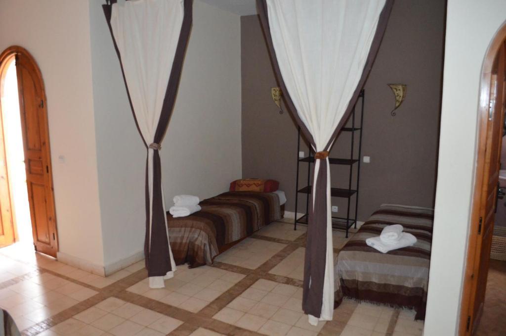 Hotel Casa Naima Ida Ougourd Habitación foto